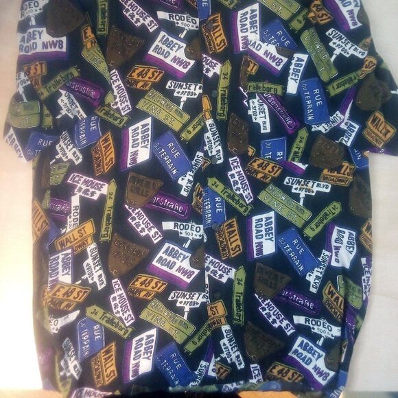 Vintage Saxony World Famous Streets Roads Sign Names Silk Shirt - Picture 3 of 8